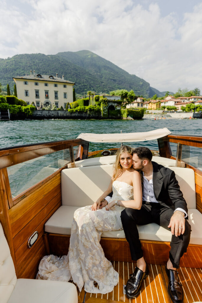 Couple Photoshooting at Villa del Balbianello 27 Couple Photoshooting at Villa del Balbianello 23 683x1024 1