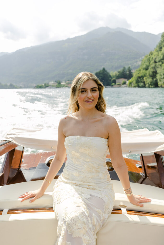 Couple Photoshooting at Villa del Balbianello 30 Couple Photoshooting at Villa del Balbianello 26 683x1024 1