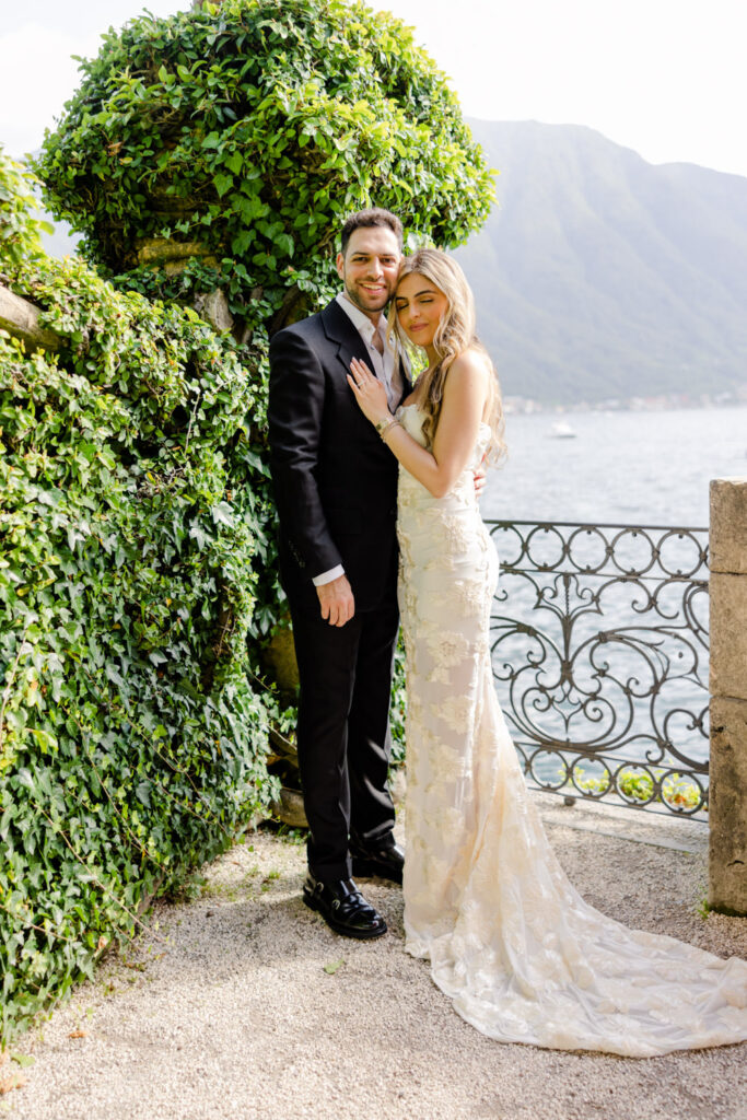 Couple Photoshooting at Villa del Balbianello