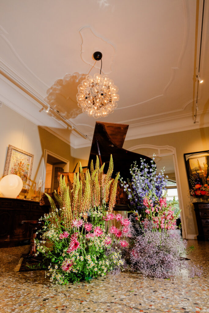 The outstanding Villa Frua 9 The outstanding Villa Frua 8 683x1024 1