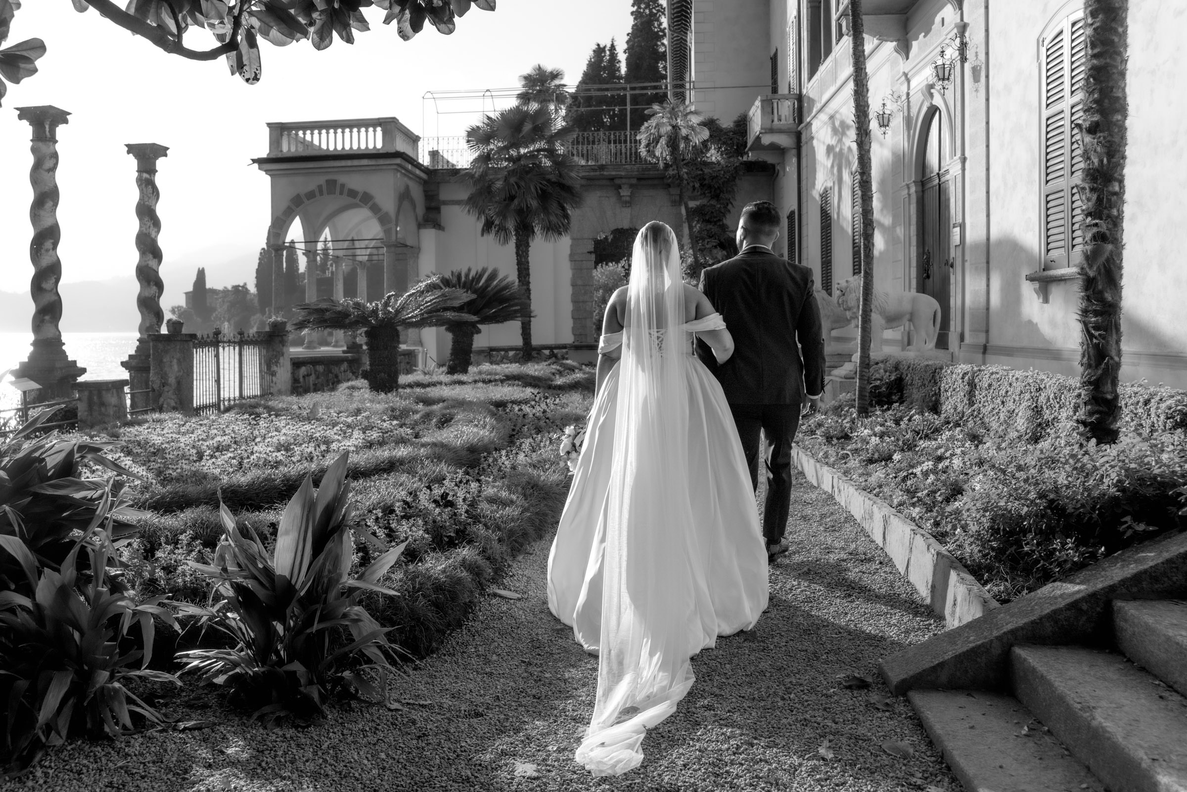 Romantic-Elopement-at-Villa-Monastero-1